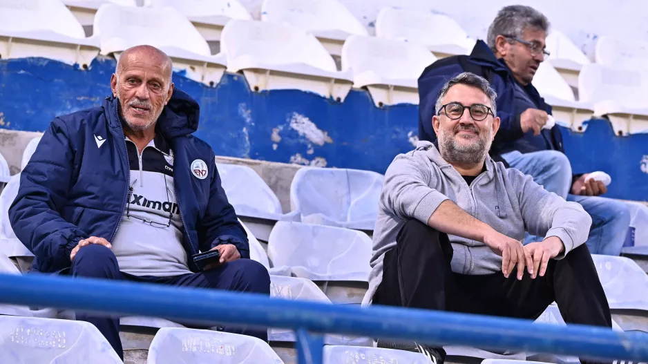 Σταθερά... Δήμος και Πάνος 