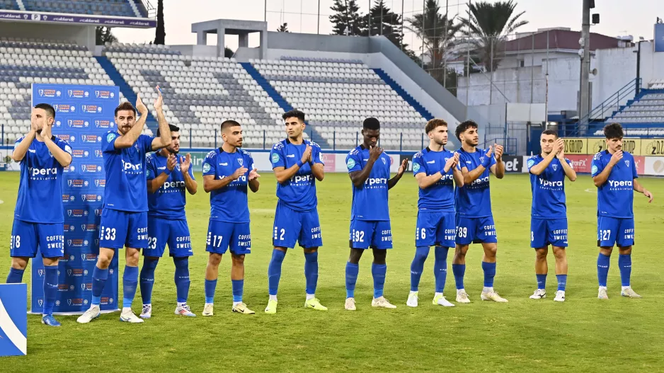 Τριπλή αποχώρηση  