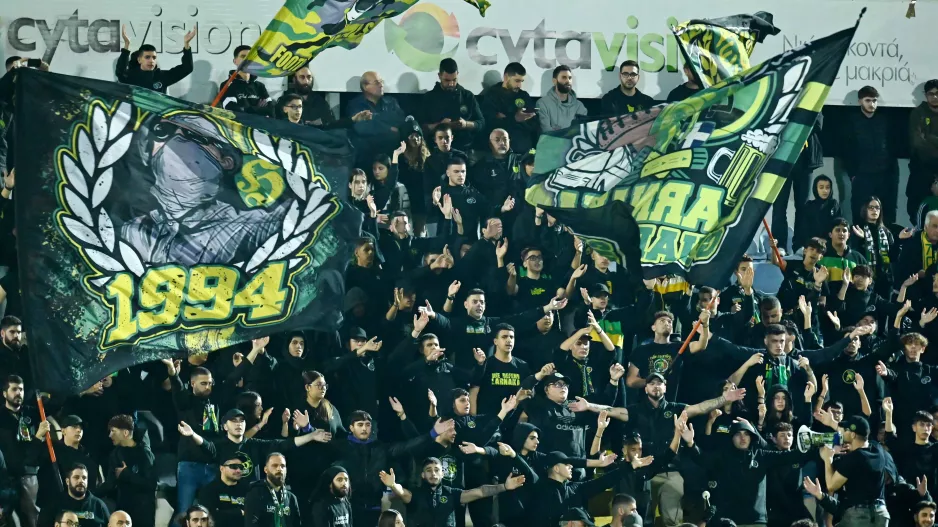 AEK/MONO στο γήπεδο