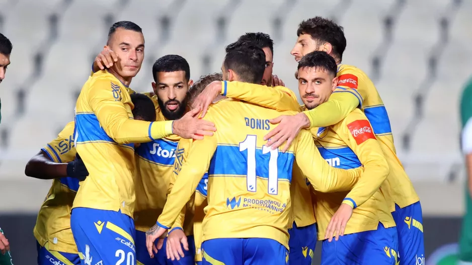 Άρχισαν να τα βρίσκουν μεταξύ τους 