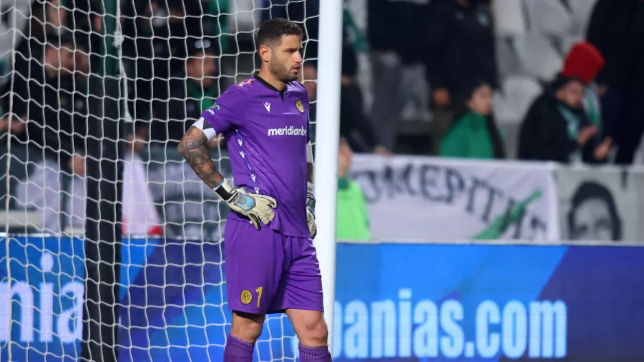 3-0 ημίχρονο (ΑΕΛ)
