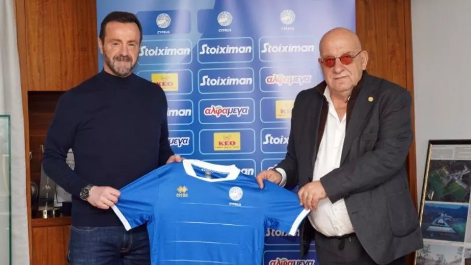 Μάντζιος/Πρώτη δήλωση: "Οι διεθνείς διαθέτουν ταλέντο και ικανότητα/Υπάρχει πίστη από όλους"