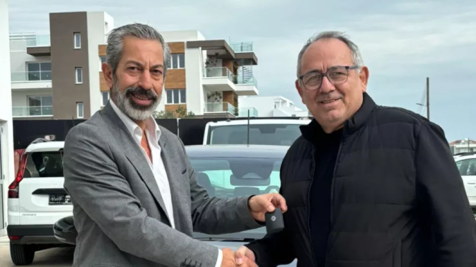 ΑΕΚ/Παράδοση στον νικητή