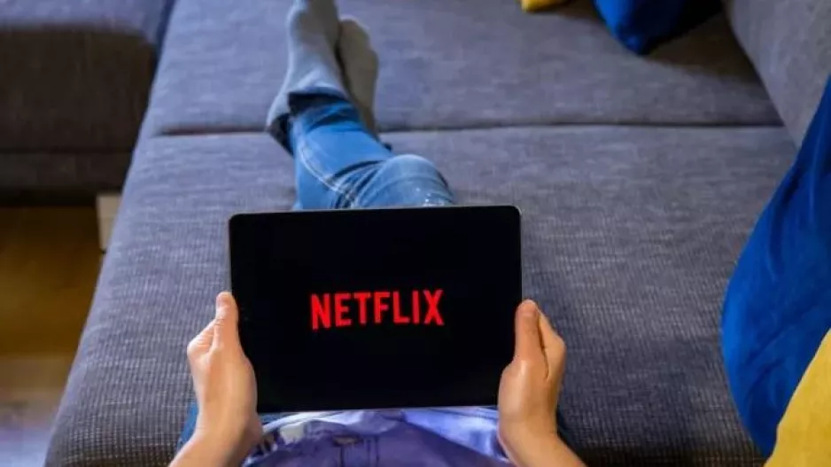 Το Netflix ανεβάζει τις τιμές στις συνδρομές μετά από αριθμούς-ρεκόρ νέων εγγραφών