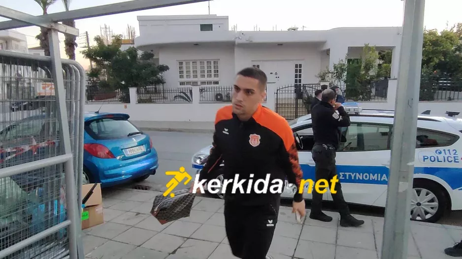 Μέσα… ο νέος!  