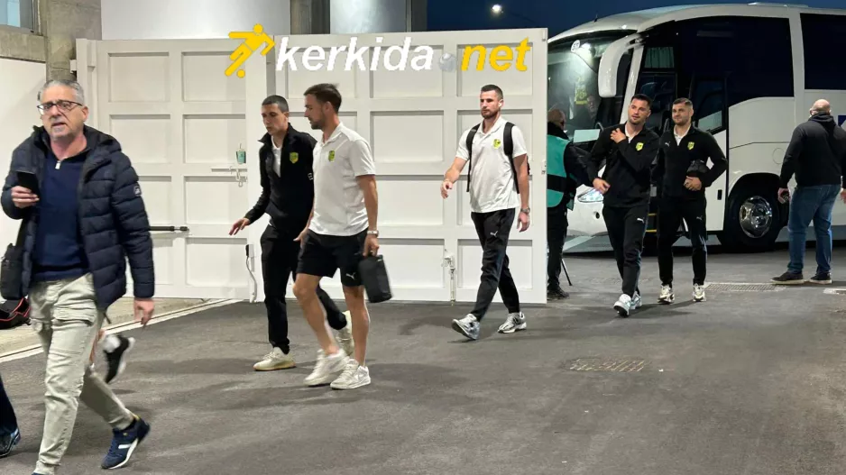 (Φώτος kerkida) Έφτασε... η ΑΕΚ