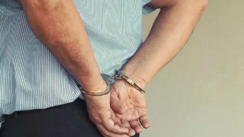 Σύλληψη 81χρονου επιδειξία έξω από δημοτικό σχολείο