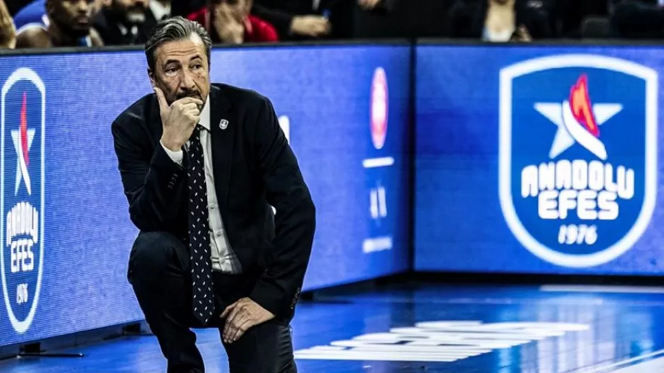 Μπάνκι: «Δύσκολο παιχνίδι με Ολυμπιακό, πρέπει να παίξουμε δυνατά για 40 λεπτά»