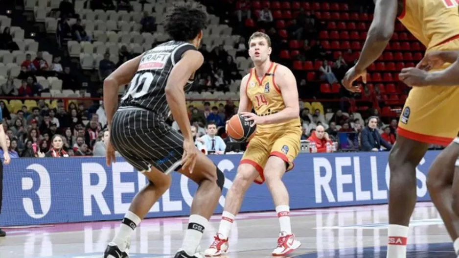 MVP για πέμπτη φορά στη φετινή σεζόν ο Βεζένκοφ!