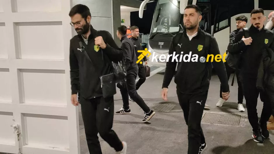 (Φώτος Kerkida) Η άφιξη της ΑΕΚ