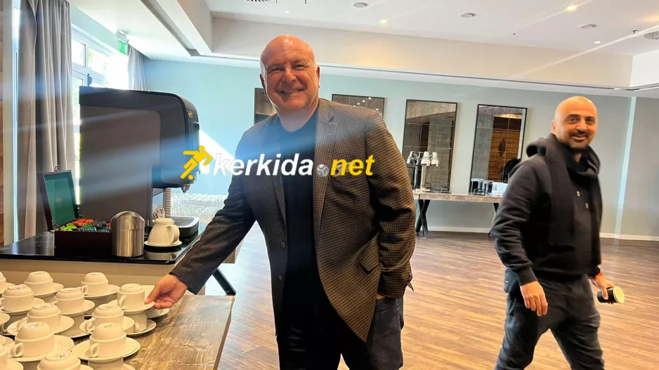Καραπατάκης με… χαμόγελο