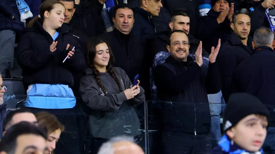 ΔΥΟ στα ΔΥΟ ο Ν.Χ!