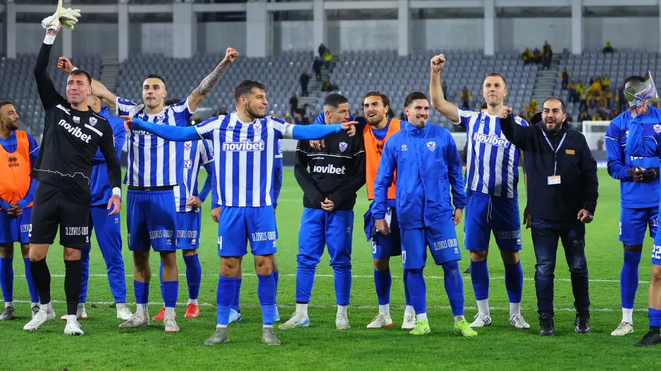 Τρία σερί εκτός... ΟΛΑ υπέρ της!