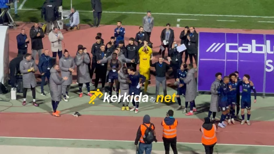 (Βίντεο Kerkida) Μετά τη νέα νίκη: "Όσο ζω για σένα τραγουδώ"