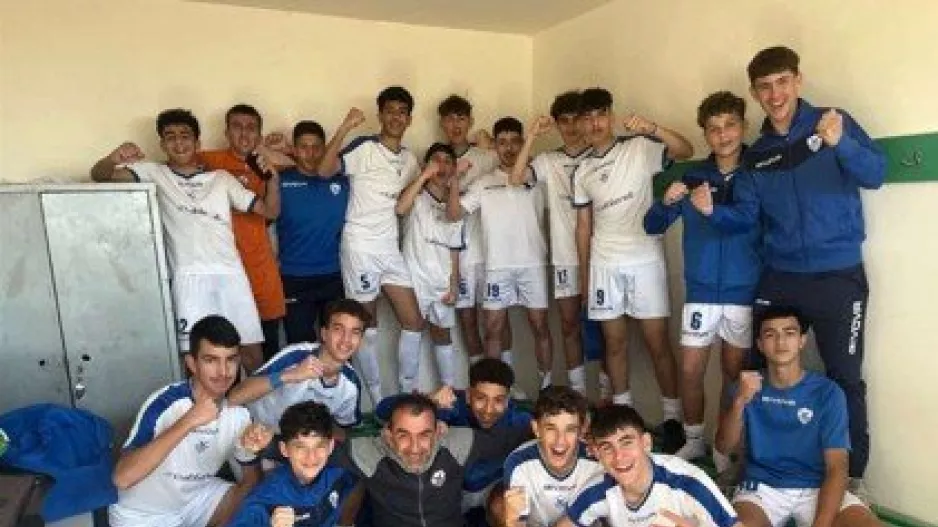 Σέλφι των πρωτοπόρων μετά την 4άρα/Κ15