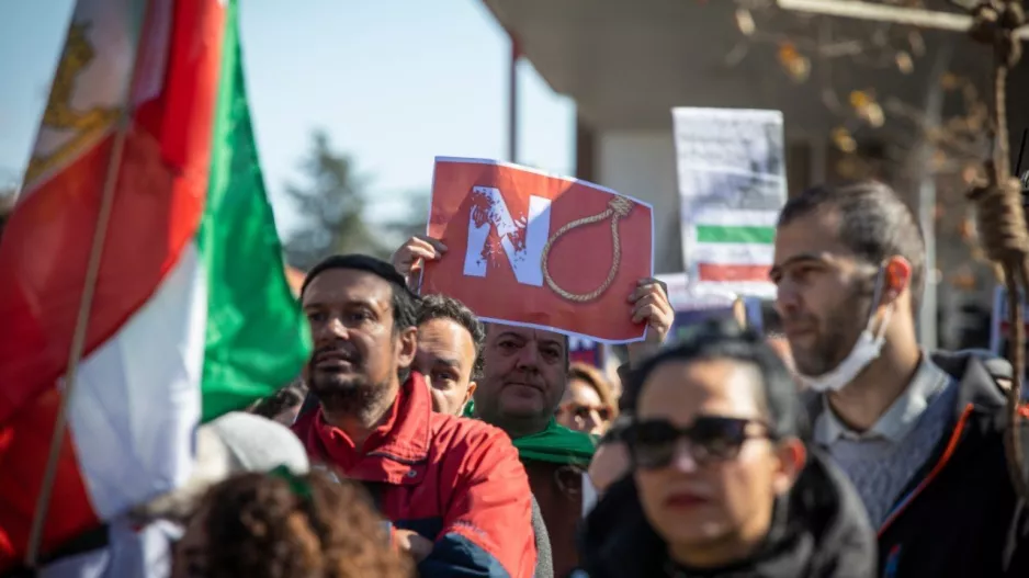 «Αποτρόπαιη» κλιμάκωση των εκτελέσεων στο Ιράν: 975 θάνατοι το 2024