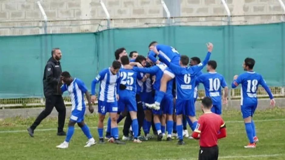 "Να πεισμώσουμε ακόμη περισσότερο και να παλέψουμε μέχρι τελικής πτώσεως!"