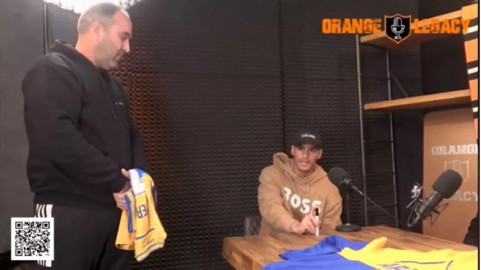 Δίπλα στην Παναγιώτα, Πιέρος και Orange Legacy 