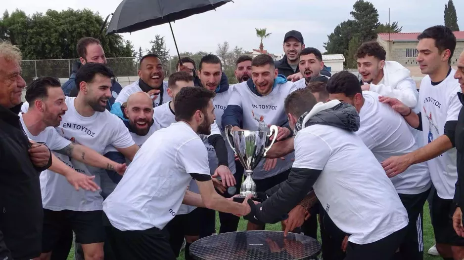 Το σήκωσαν στη Λεμεσό - Πρωταθλητές μετά από 35 χρόνια (φώτος)