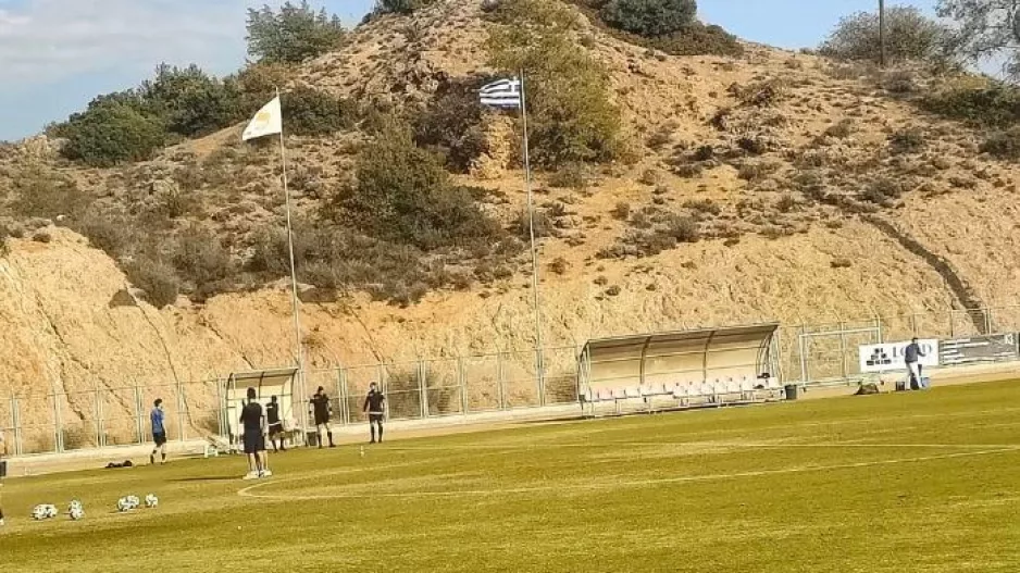 Παρατράγουδα στον Πύργο Λεμεσού... Ξυλοδαρμός διαιτητή και ΔΙΑΚΟΠΗ