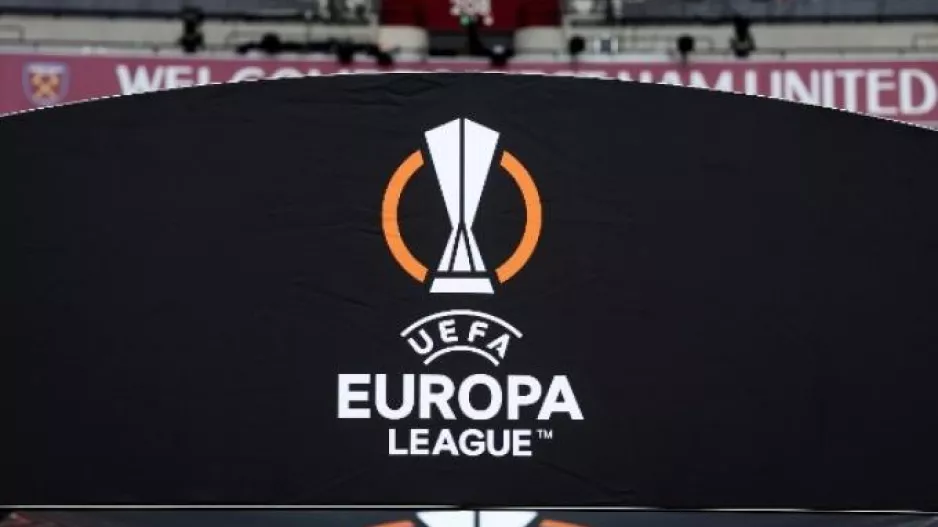 «Καμπάνες» της UEFA σε Ρόμα, Αϊντραχτ και Τβέντε