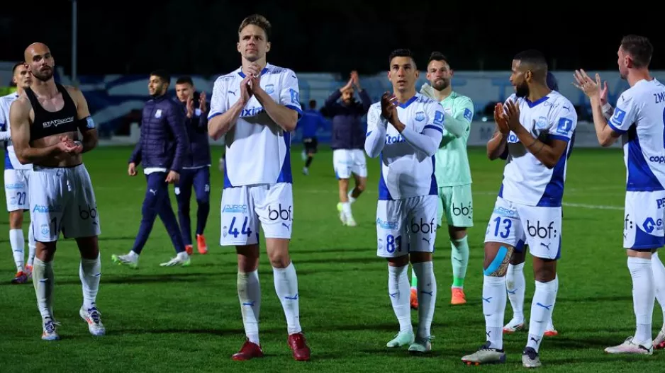 Απόλλων Α΄ημίχρονο... Απόλλων Β΄ημίχρονο