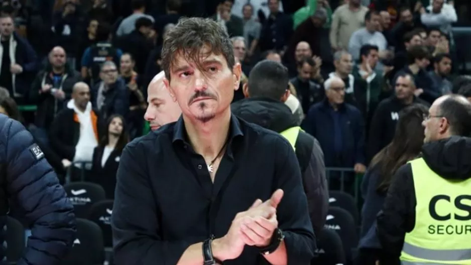 Γιαννακόπουλος για τα συνθήματα εναντίον του στο «Γ. Καραϊσκάκης»: «Λάθος εποχή τα ξαναβάζετε μαζί μου»