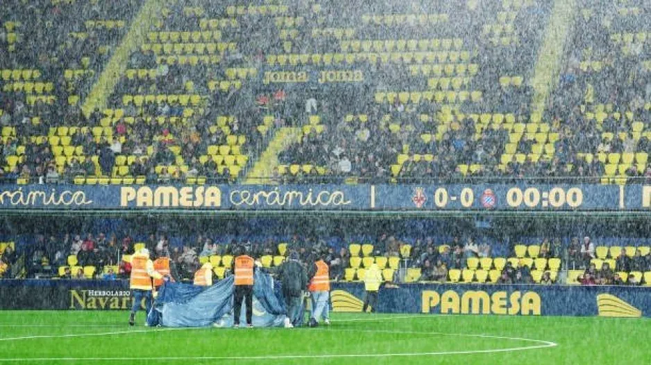 Αναβολή του αγώνα λόγω κόκκινου συναγερμού