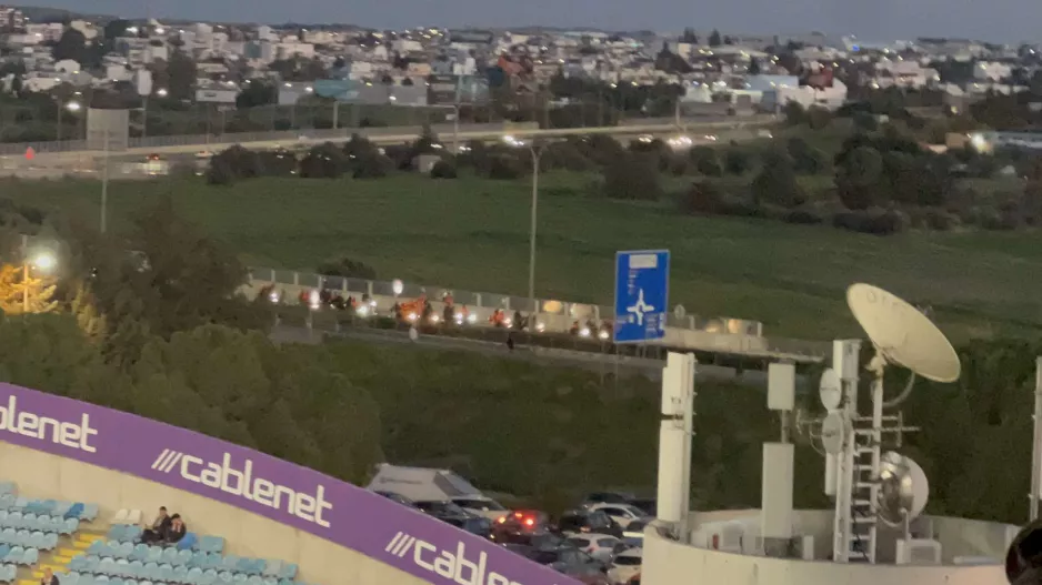 (Βίντεο kerkida) Πορεία οι ΑΠΟΕΛίστες