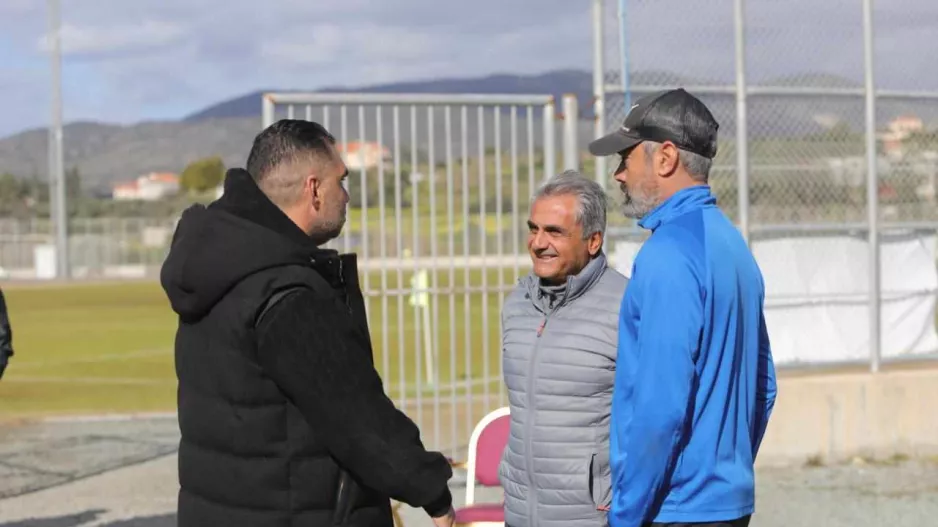 (Φώτος) Δίπλα στους παίκτες ο πρόεδρος - Τα αγωνιστικά δεδομένα 