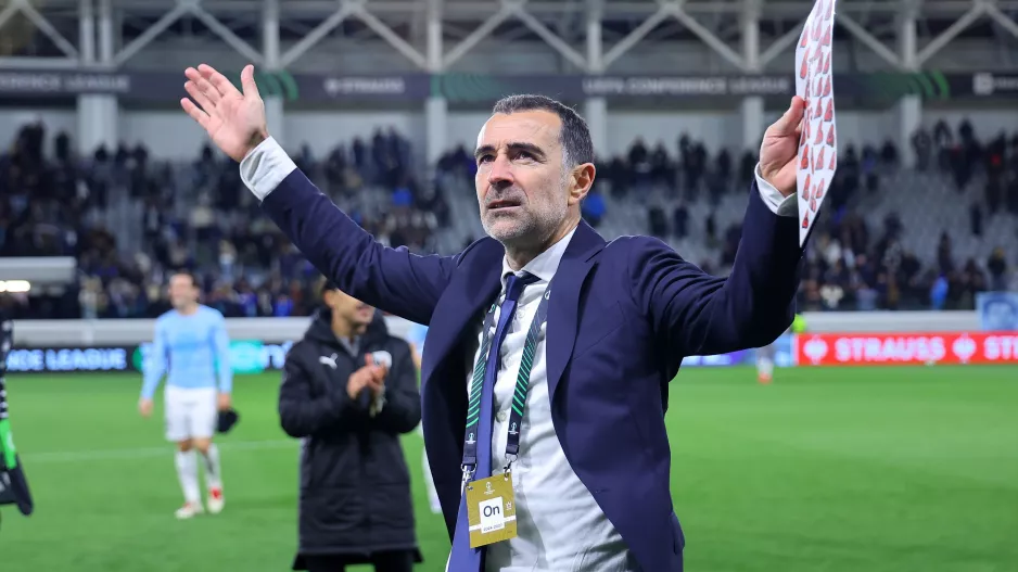 Τους...θέλει ο Καρσέδο!