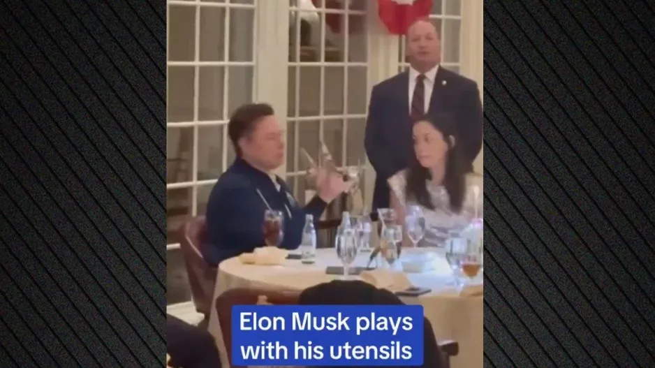 Viral βίντεο - Ο Μασκ έπαιζε με μαχαιροπίρουνα σε δείπνο του Τραμπ