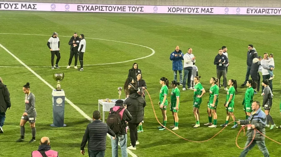 Η απονομή στις φιναλίστ (φώτος kerkida)