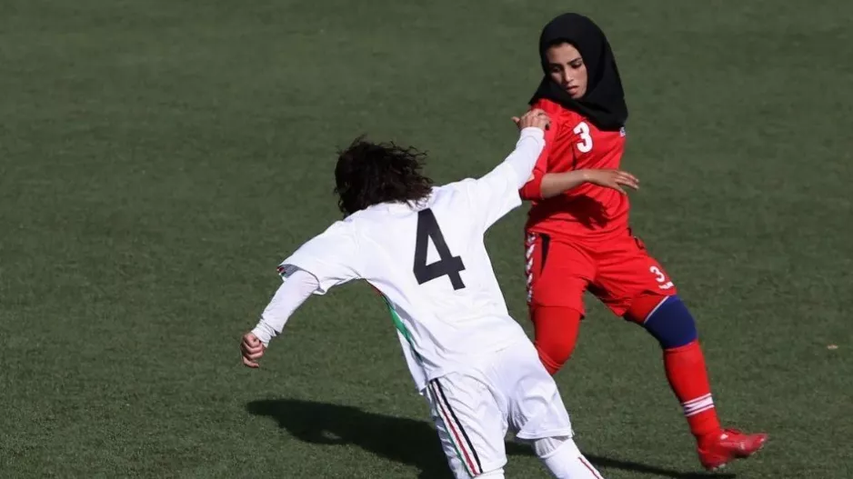 FIFA: Πιέσεις για αναγνώριση της ομάδας γυναικών του Αφγανιστάν που το έσκασε από τους Ταλιμπάν