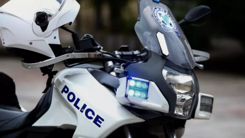 Ηράκλειο: Ανήλικοι έβγαλαν μαχαίρι σε 19χρονο και του άρπαξαν 130 ευρώ - Δύο συλλήψεις