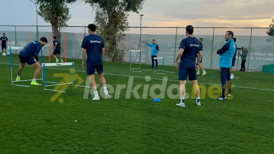 (Βίντεο-Φώτος kerkida) Η πρώτη προπόνηση της Εθνικής με Μάντζιο