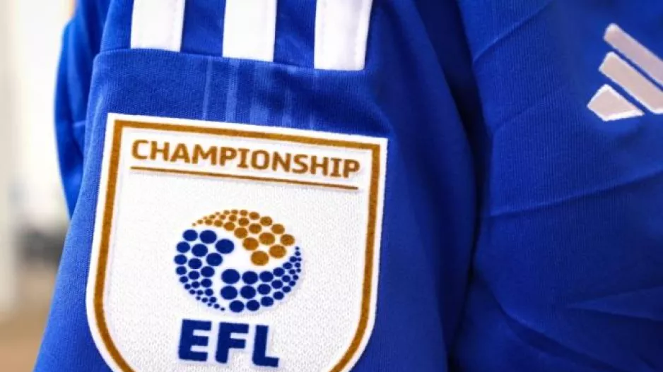 Βαριά τιμωρία σε παίκτη της Championship λόγω ρατσιστικής επίθεσης