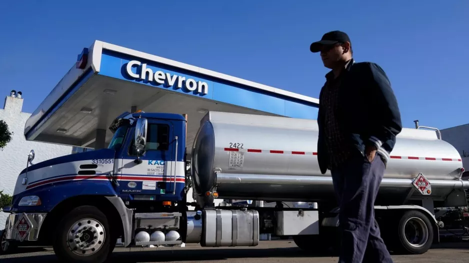 Chevron: Τα πρώτα, δειλά βήματα στον χώρο του πετρελαίου και η μετατροπή σε παγκόσμια δύναμη