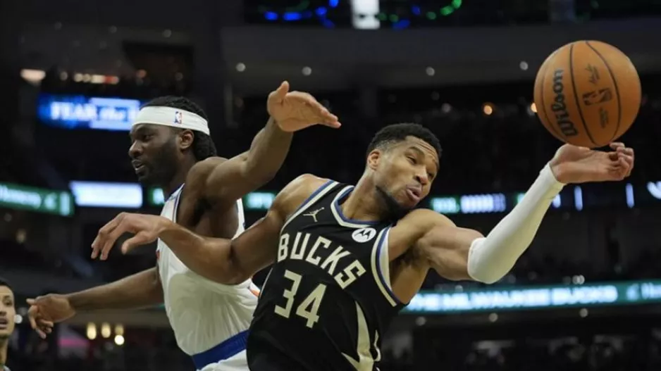 «Άγγιξε» το triple-double κόντρα στους Νικς ο Γιάννης