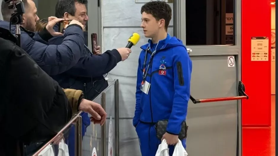 Βέλγοι δημοσιογράφοι ήρθαν για τον Καρέτσα στο “Καραϊσκάκης”