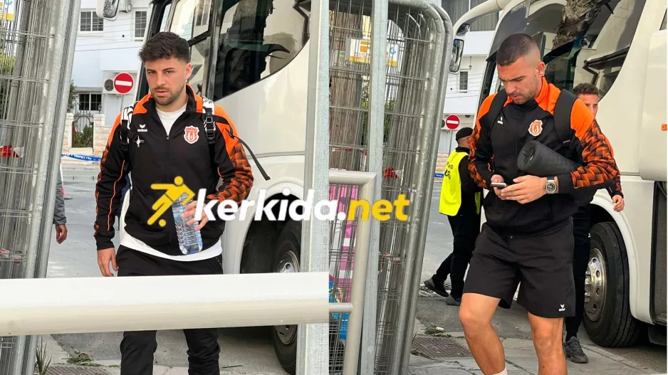 (Φώτος kerkida) Η άφιξη της Καρμιώτισσας