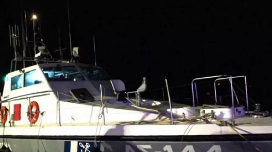 Ναυάγιο στο Φαρμακονήσι: Ένας μετανάστης νεκρός – Μεγάλη επιχείρηση του Λιμενικού
