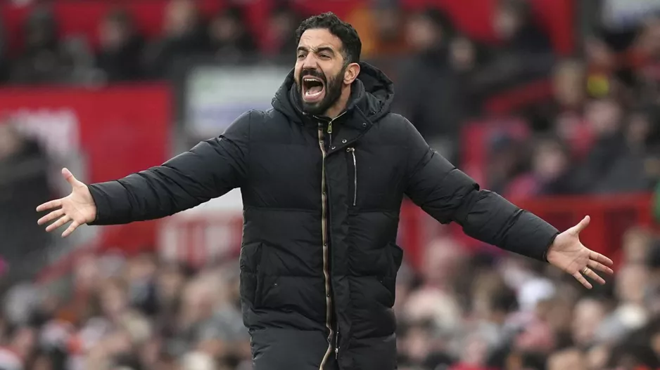 Η σεζόν στην Premier League τελειώνει και η Γιουνάιτεντ δίνει φιλικό, τρεις ημέρες μετά