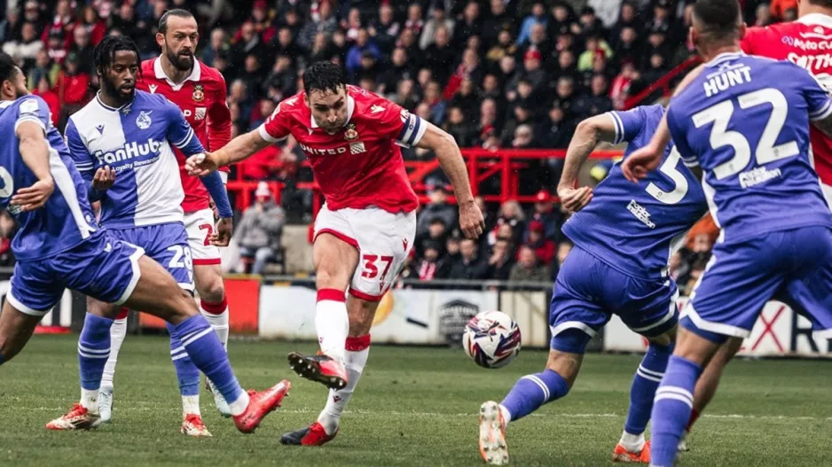 Απίθανα πράγματα στη League One, η Ρέξαμ εκτός πρώτης δυάδας!