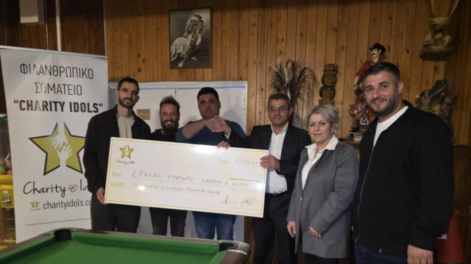 Το Charity Idols δίπλα στη μικρή Μαρίνα