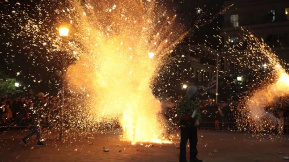 Φωτιές, ζημιές και σοβαρός τραυματισμός 40χρονου 