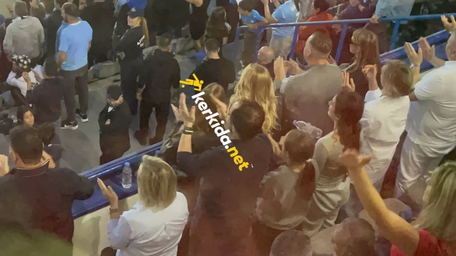 (ΒΙΝΤΕΟ Kerkida) Στο...πόδι ο ΠτΔ μετά τα γκολ και ΧΑΜΟΣ στην κερκίδα!