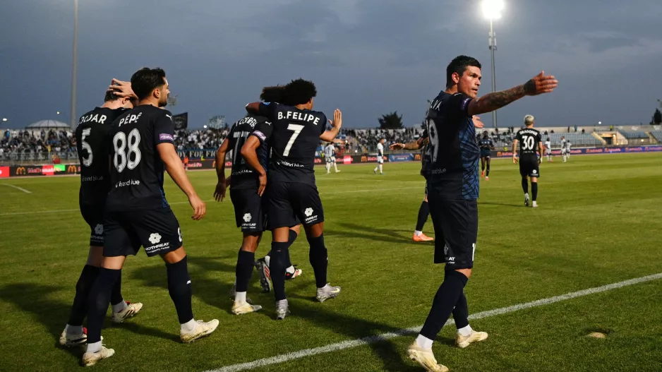 Το 12αρι... του άξονα!