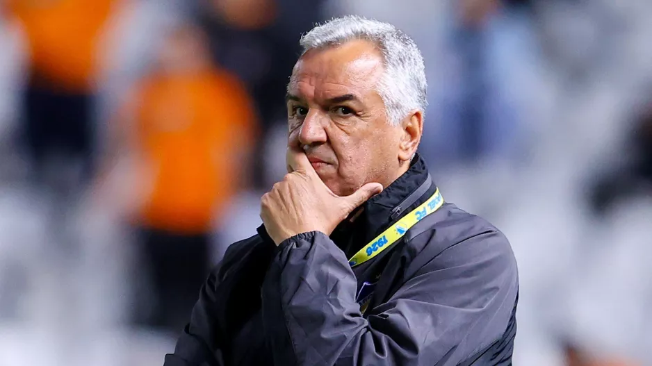 Ευχάριστα διλήμματα για την κορυφή της επίθεσης 