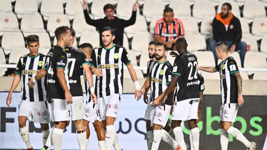 Ψάχνει τη νίκη της ανάκαμψης 